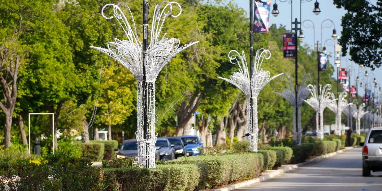 Decorado e iluminación en Mérida anuncian cercanía de fiestas decembrinas