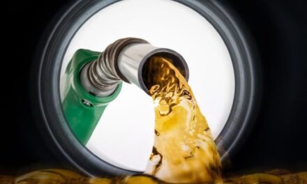 Se acaba gobierno de AMLO y precio de la gasolina no bajó: litro cuesta $5 más que al iniciar sexenio