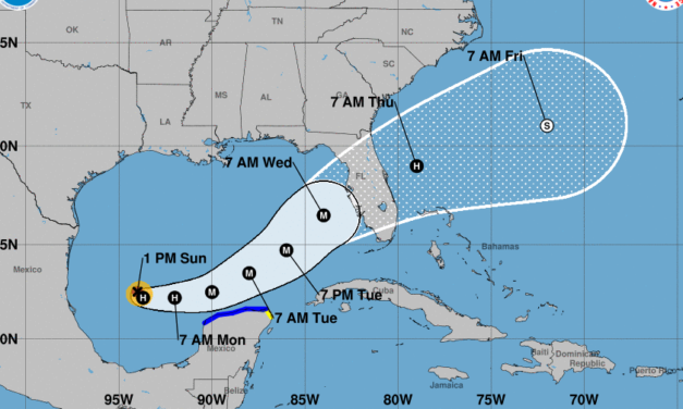 «Milton» ya es huracán y pasará cerca de la península de Yucatán