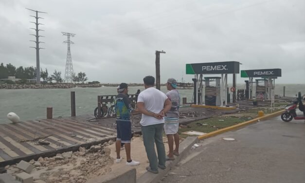 Extraviados 15 pescadores en Progreso por huracán «Milton»