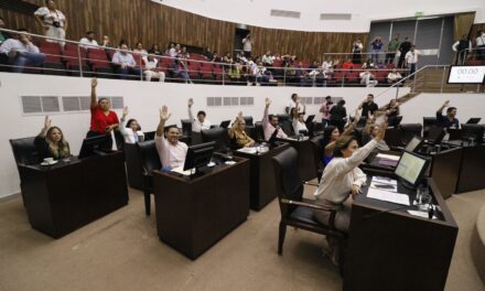 Presupuesto de Yucatán, entre reproches y denuncias; va reemplacamiento