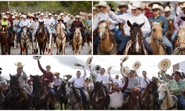 Cabalgan por 50 Aniversario de la Feria Internacional Yucatán Xmatkuil