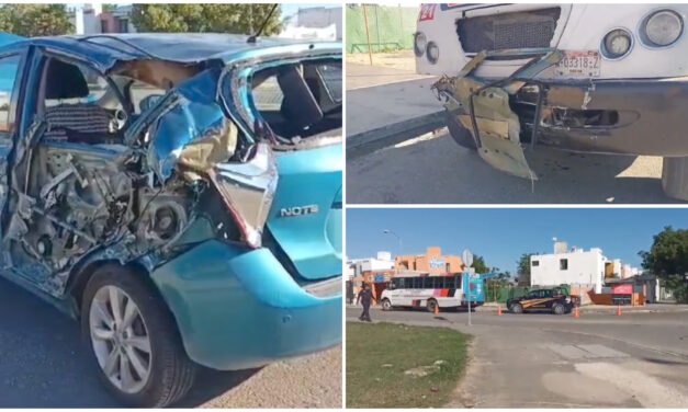 Embestidos en auto por autobús en fraccionamiento Los Héroes