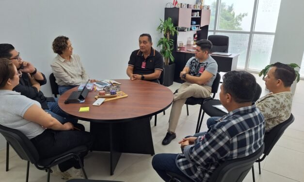 Artistas despedidos de Sedeculta buscan apoyo de diputada