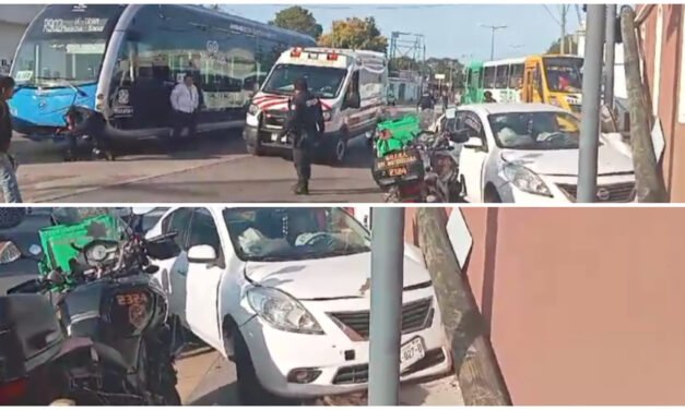 Golpazo: Se pasa luz roja y queda en carril del Ie-Tram