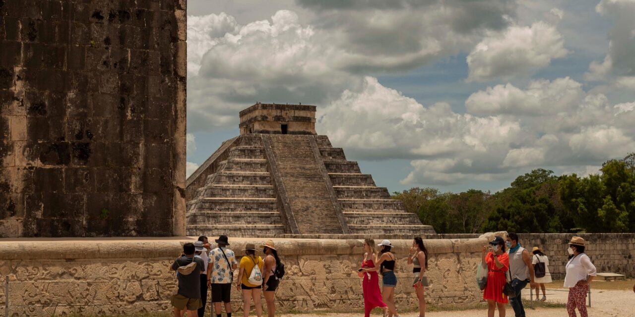 Guías de turistas tendrán nuevo sistema de ingreso en Chichén Itzá