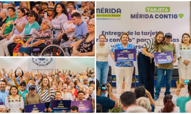 En manos de adultos mayores y discapacitados tarjeta ‘Mérida Contigo’