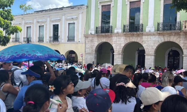 ‘Huacho’ cede, la CNTE no: sin regreso a clases hasta ahora