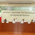 Encierran a funcionarios electorales y frenan votaciones en Temozón, Yucatán
