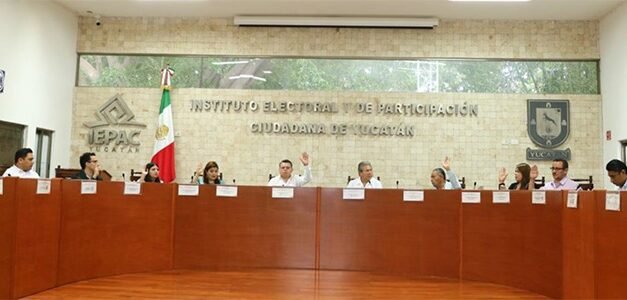 Encierran a funcionarios electorales y frenan votaciones en Temozón, Yucatán