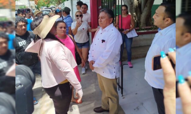Quejas de amenazas de despido y veto por paro indefinido en Yucatán