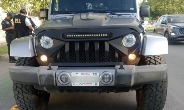 De Las Américas, adolescente acusado de lanzar huevos a vehículos