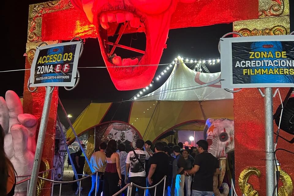 ‘Noches de terror’ con espectáculo y artistas al estilo de Hollywood