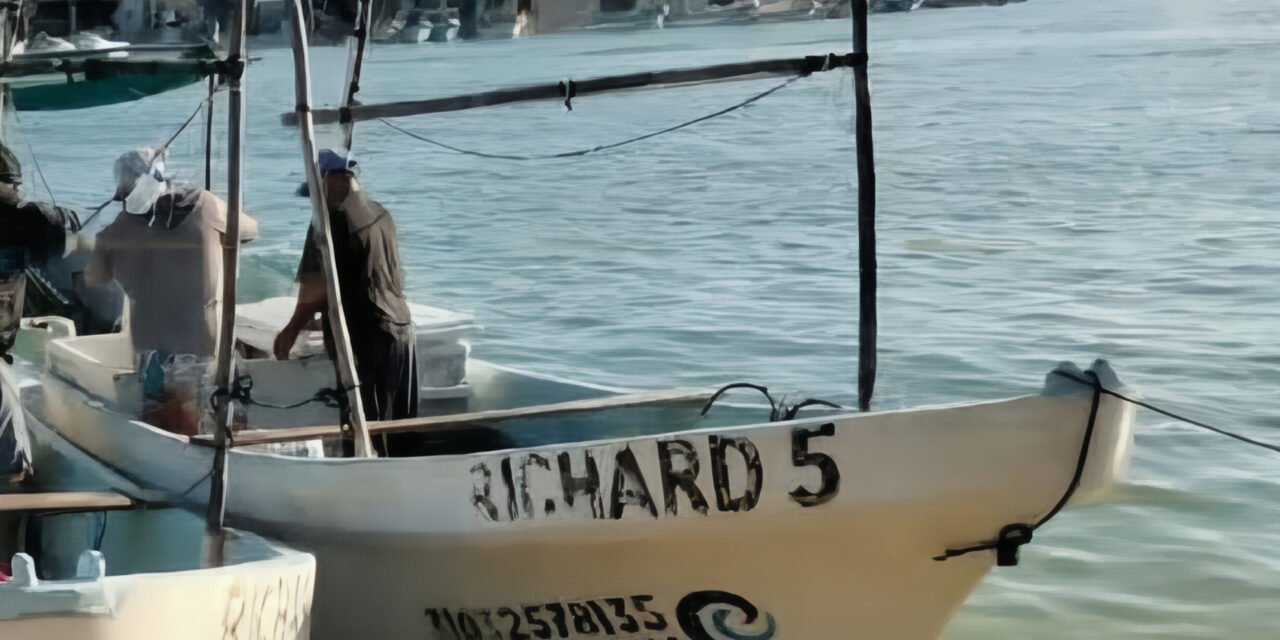 Sin vida pescador en Celestún; sigue búsqueda de otro en Chuburná