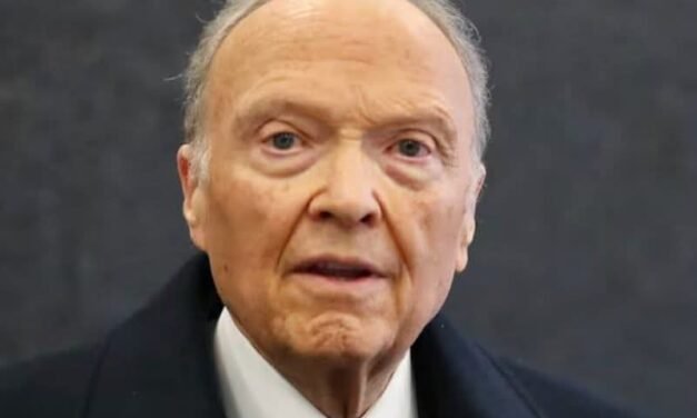 Renunció Alejandro Gertz Manero y se va de la FGR