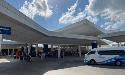 Cancún con siete demoras y 39 cancelaciones por clima en EU
