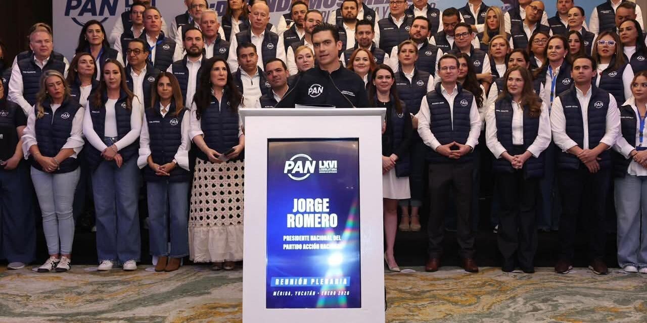 Frente panista en defensa de la democracia y contra autoritarismo