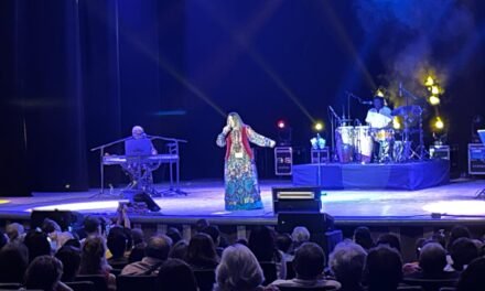 Tania Libertad, más allá del límite en memorable concierto