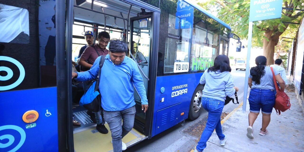Sientan a permisionarios del ‘Va y Ven’ para desarmar potencial paro