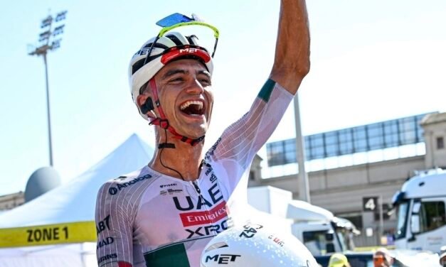 Histórico: Isaac del Toro conquistó segunda etapa del Tour de Francia