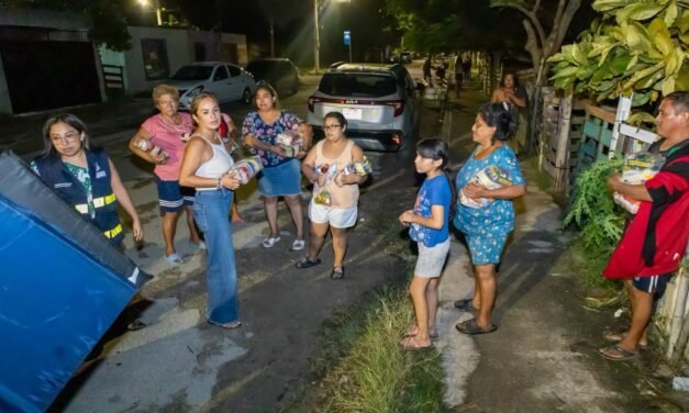 Afectados por fuego en colonia Renacimiento reciben ayuda