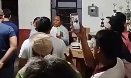 Incumple Ayuntamiento de Valladolid y retienen a funcionarios