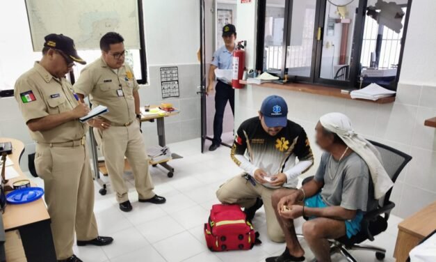 ‘El Chino’, salvado en el mar por una lona